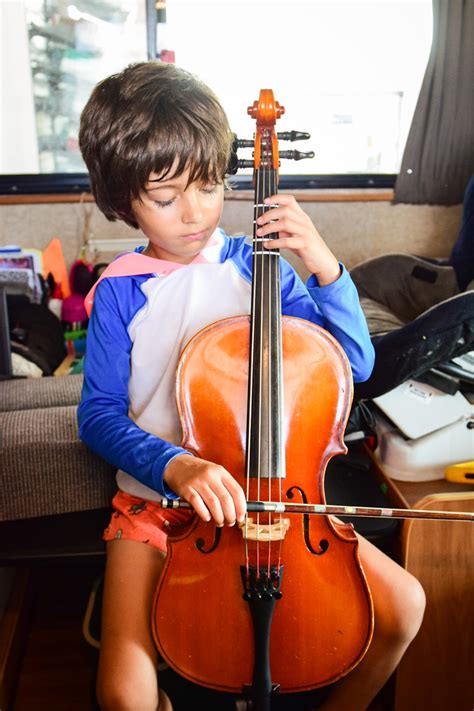 What is a good age to start violin?