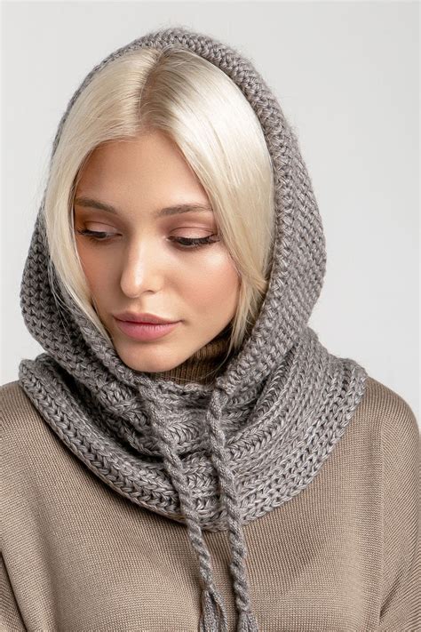 What is a hooded scarf called?