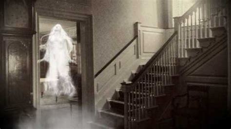 What is a lady ghost in English?