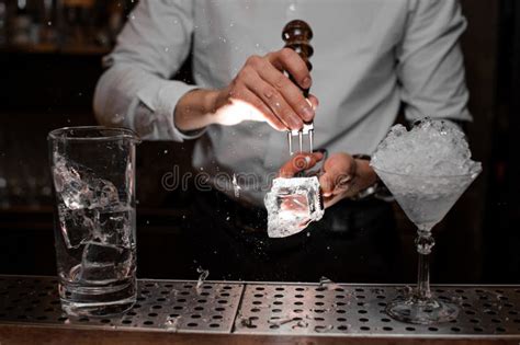 What is dirty ice bartending?