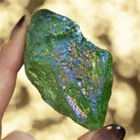 What is green aura quartz?