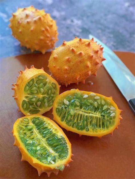 What is horned melon in English?