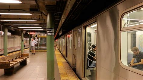 What is late night on NYC subway?