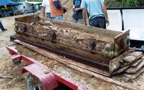 What is left in a coffin after 100 years?