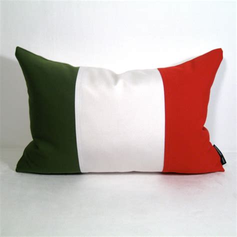 What is pillow in Italy?