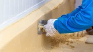 What is stronger epoxy or polyurethane?