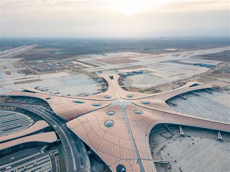 What is the 3 biggest airport in the world?