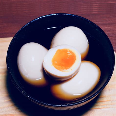 What is the Japanese egg myth?