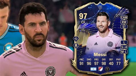 What is the Messi glitch in EA 24?