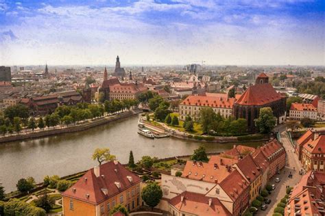 What is the Sister City of Wroclaw?