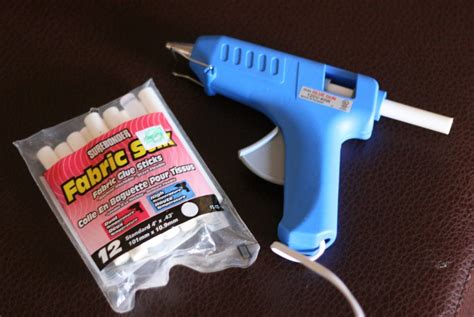 What is the advantage of a glue gun?