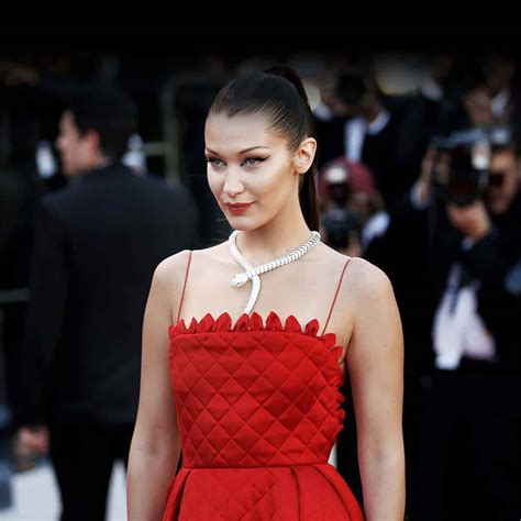 What is the age of Bella Hadid?