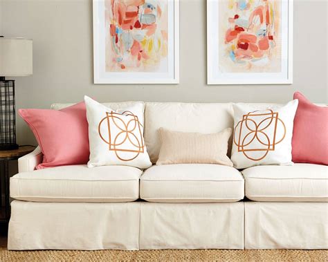 What is the best color for pillows?