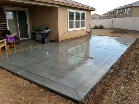 What is the best depth for a concrete patio?