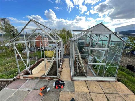 What is the best floor for a greenhouse?