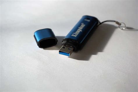 What is the best format for a USB for gaming?
