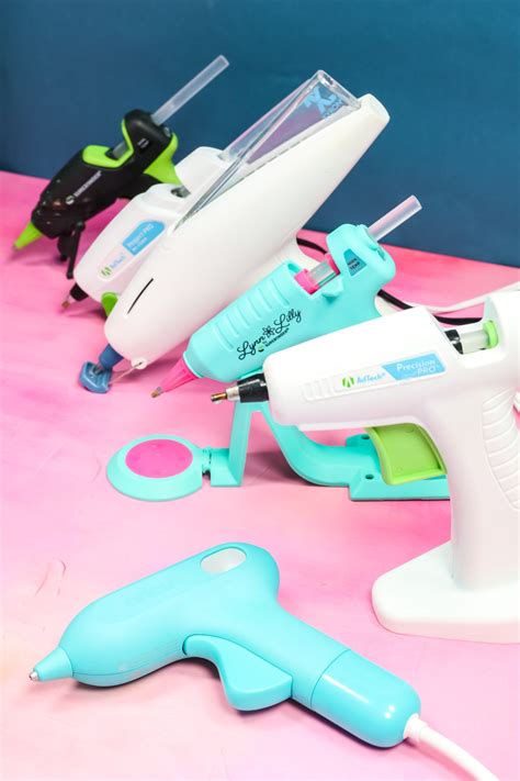 What is the best glue gun for crafts?