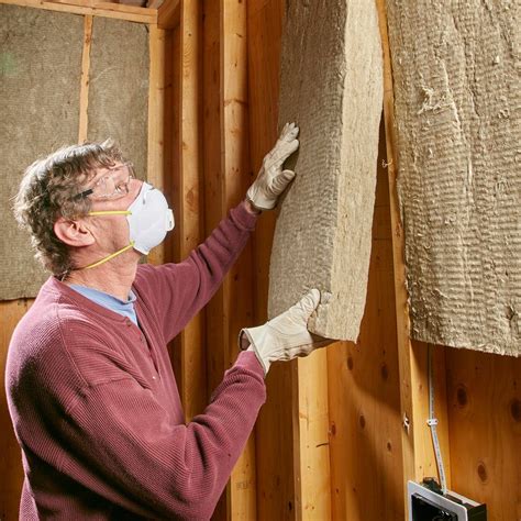 What is the best insulating wool?