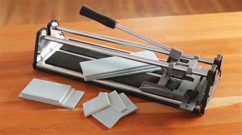 What is the best knife to cut tile with?
