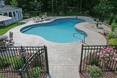 What is the best pool decking for hot weather?