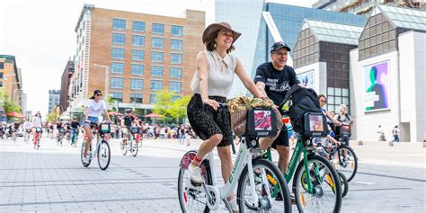 What is the best way to get around Montreal?