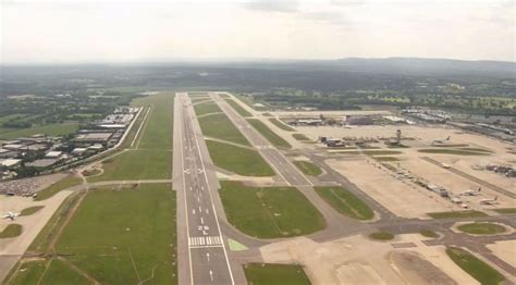 What is the busiest single runway airport in Europe?