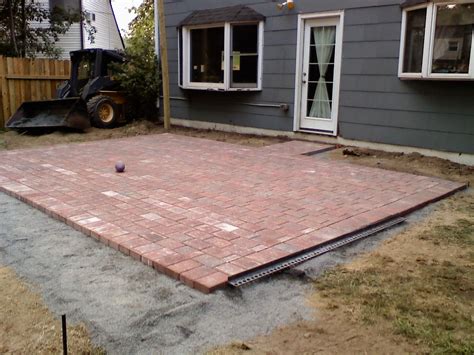 What is the cheapest way to build a patio floor?