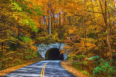 What is the country station in Asheville NC?