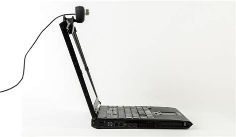 What is the difference between laptop webcam and external webcam?