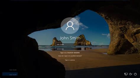 What is the difference between login screen and lock screen Windows 10?