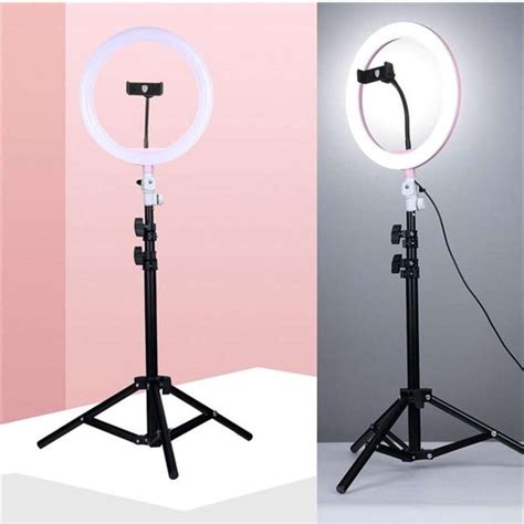 What is the difference between ring light and LED light?