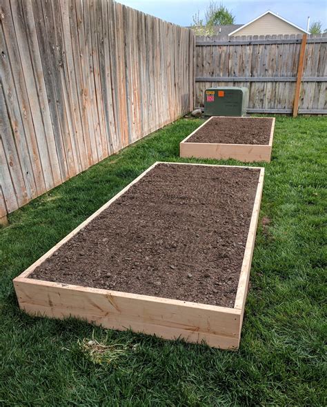 What is the easiest cheapest raised garden bed?