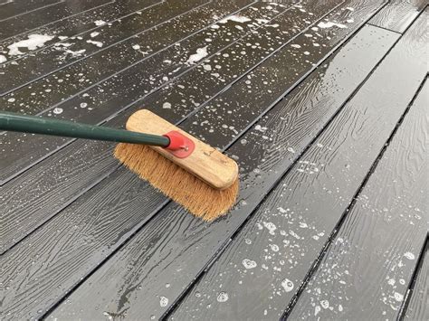 What is the fastest way to clean a deck?