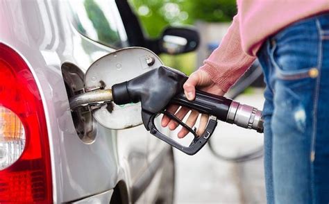 What is the life expectancy of a fuel pump?