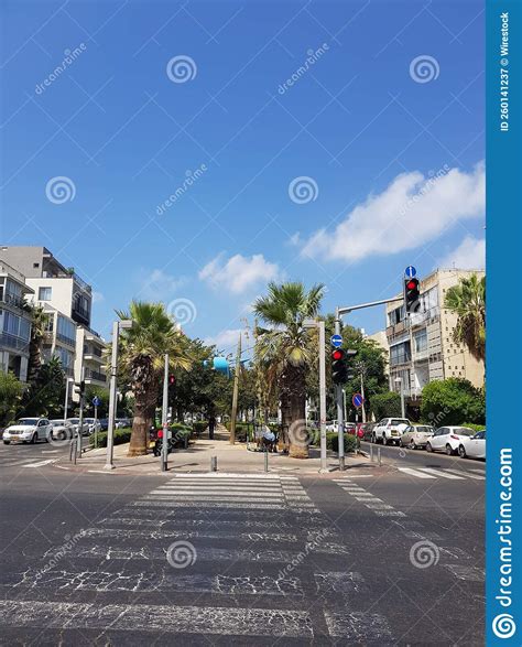 What is the main pedestrian street in Tel Aviv?