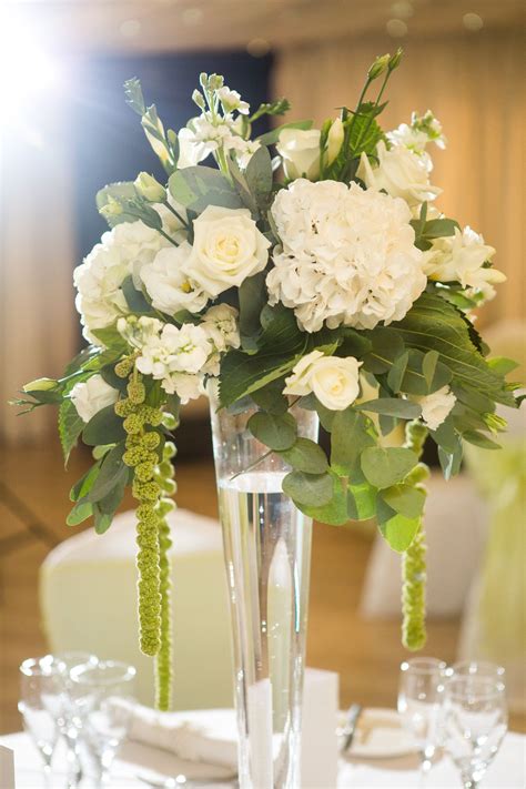 What is the most popular form of centerpieces?