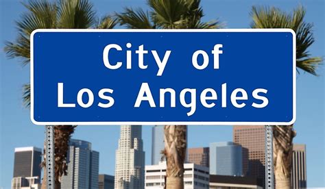 What is the nickname of LA city?