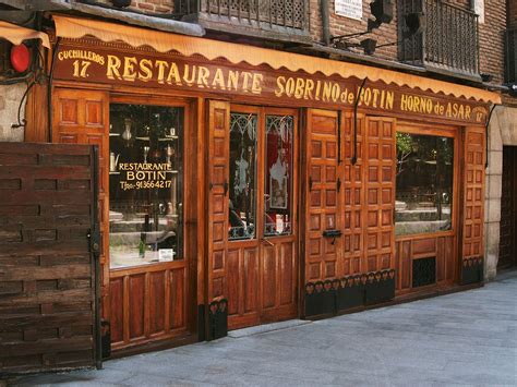 What is the oldest cafe in the world?