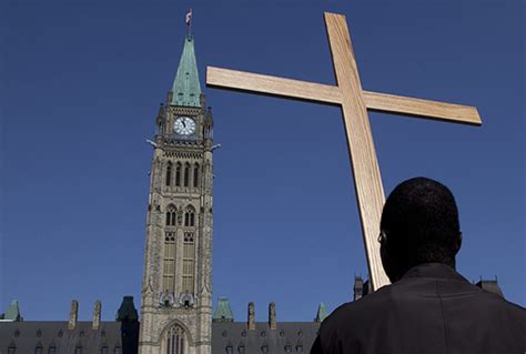 What is the religion of Ottawa?