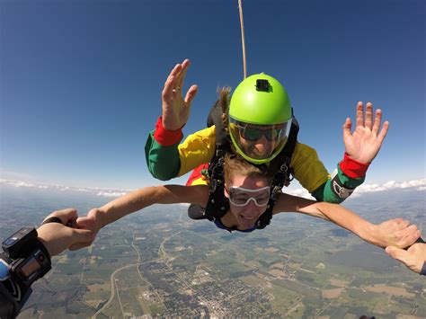 What is the safest height to skydive?