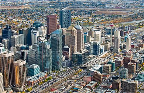 What is the sister city of Calgary?