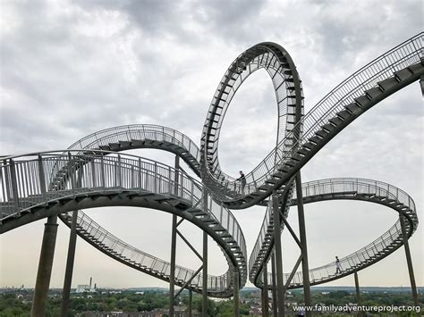 What is the slowest roller coaster in the world?