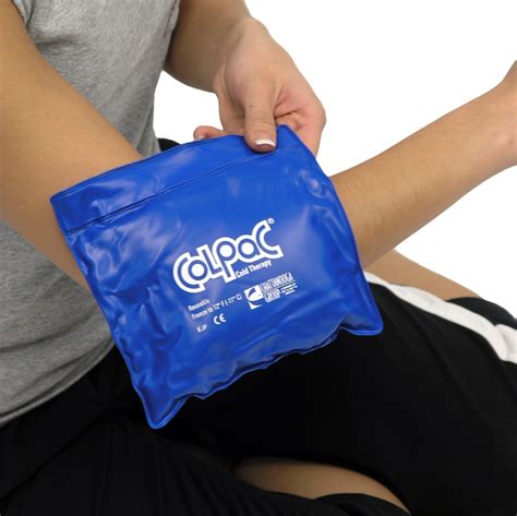 What kind of ice pack is best?