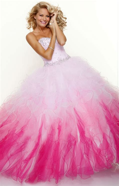 What makes a ball gown poofy?