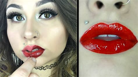 What makes lipstick come off?