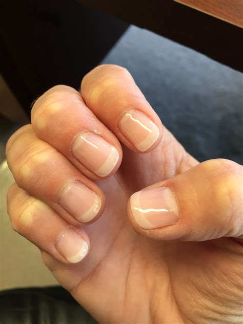 What manicure looks most natural?