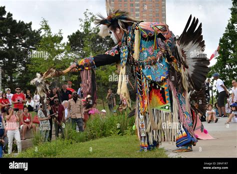 What natives are in Toronto?