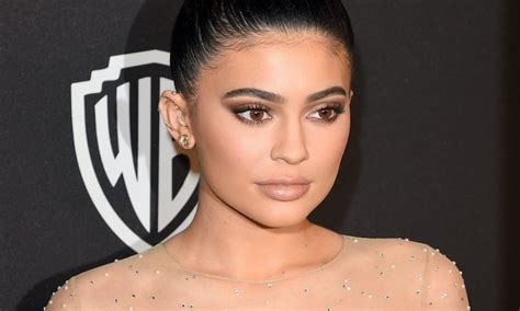What piercings does Kylie Jenner have?