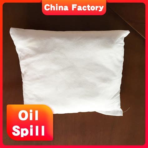 What pillowcase doesn t absorb oil?