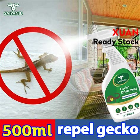What product kills geckos?